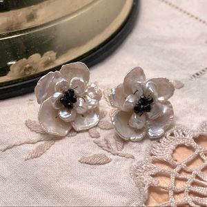 Keshi pearl flower earrings